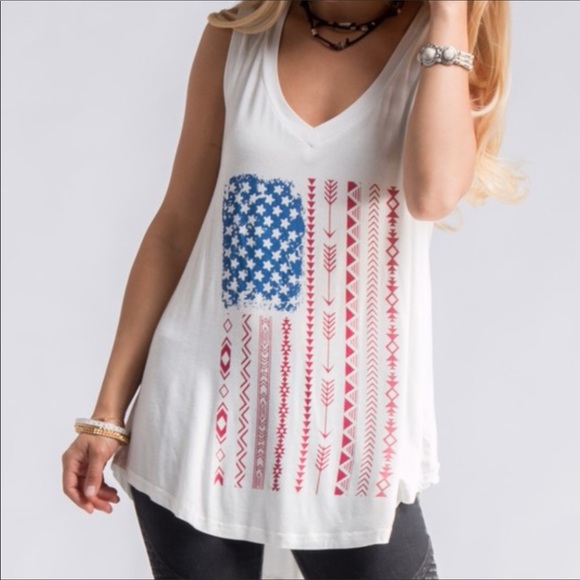 Tops - LAST ONE 🇺🇸 AMERICAN FLAG GRAPHIC V NECK TANK